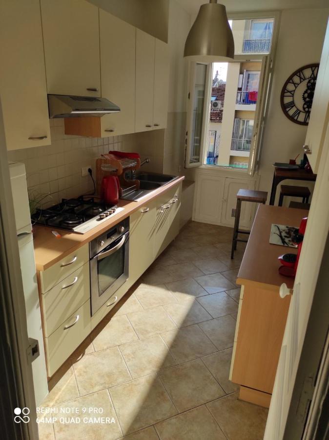 Pretty And Quiet Top Floor 2 Bedroom Flat In The Port Area Of ניס מראה חיצוני תמונה