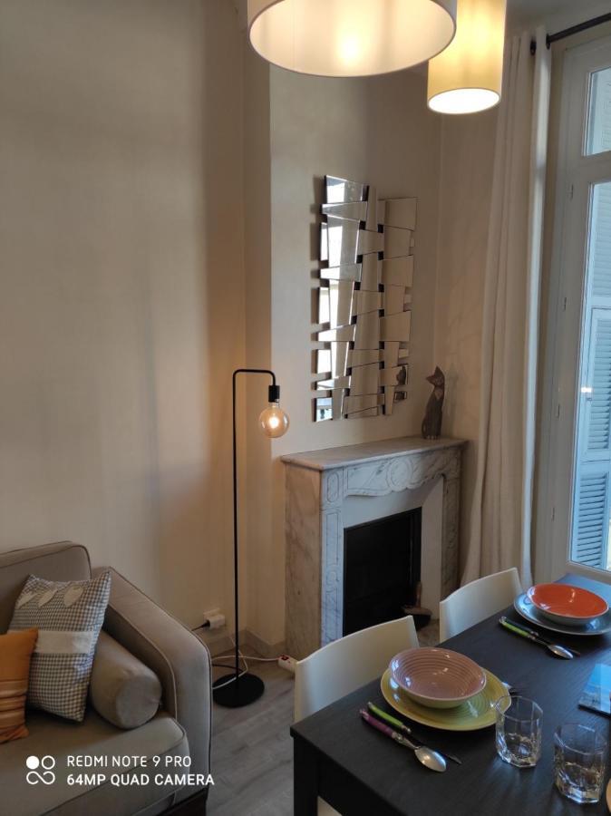 Pretty And Quiet Top Floor 2 Bedroom Flat In The Port Area Of ניס מראה חיצוני תמונה